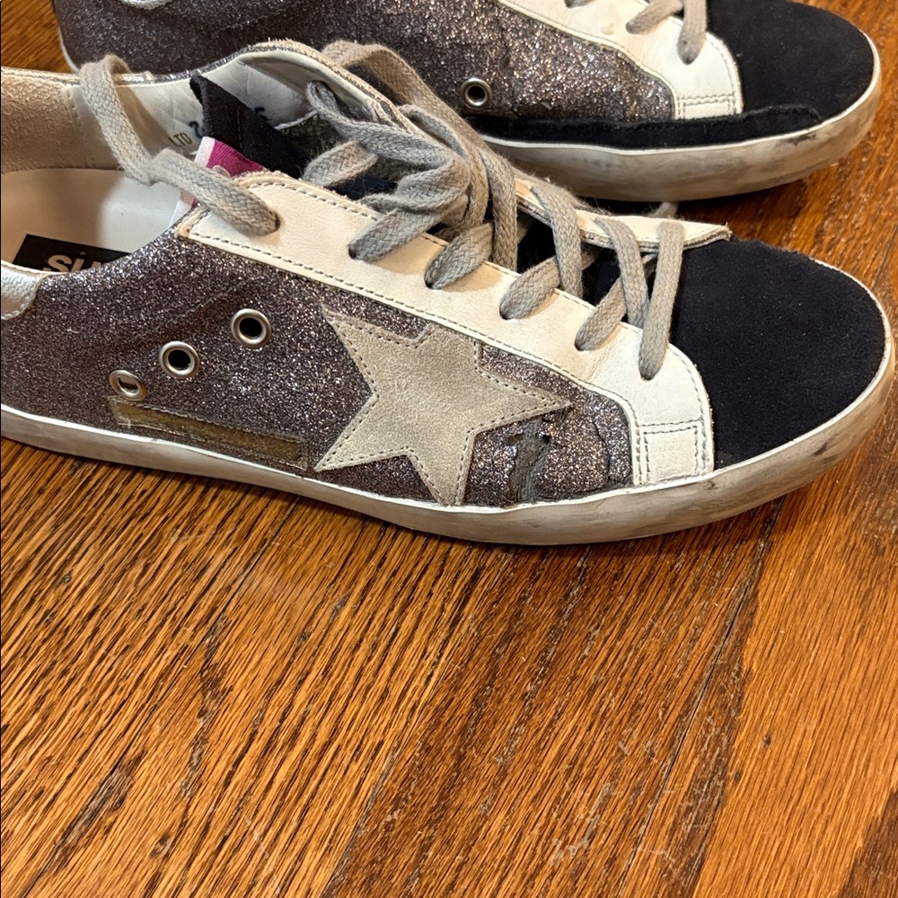 Golden Goose Superstar Sneakers - Picture 8 of 10
